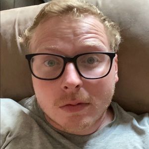 Meet your Posher, Tom